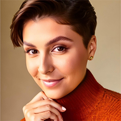 Becca Fields-Poniskaitis headshot