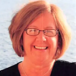 Cheryl Walter headshot