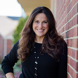 Denise Johnson headshot