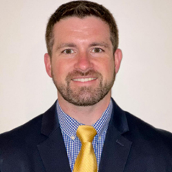 Dr. Ryan Beers headshot