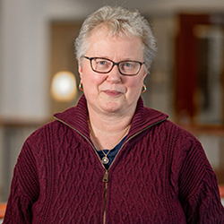 Marna (Vanderhoof) Distaffen headshot